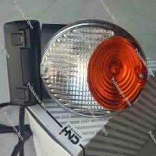 Φανάρι μπροστά με φλάς καμπίνα CNH Φανάρι μπροστά με φλάς καμπίνα CNH